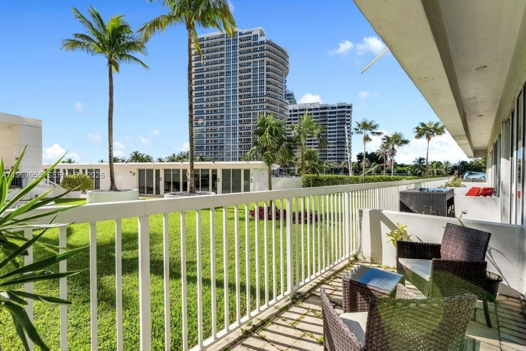 10275 Collins Ave, Unit 102, Bal Harbour, FL 33154 Photo