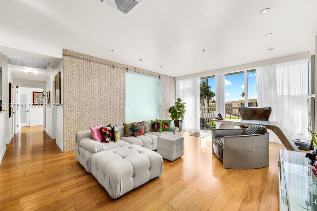 10275 Collins Ave, Unit 102, Bal Harbour, FL 33154 Photo