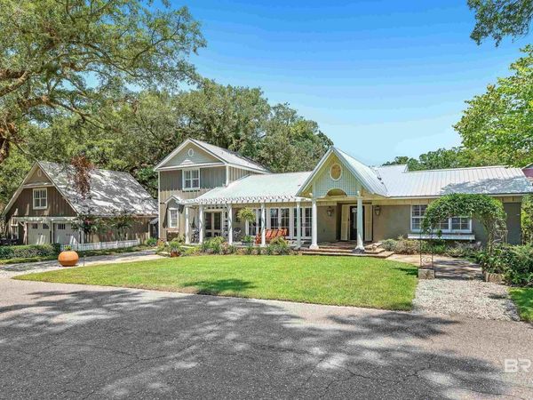 113 Atkinson Lane, Fairhope, AL 36532