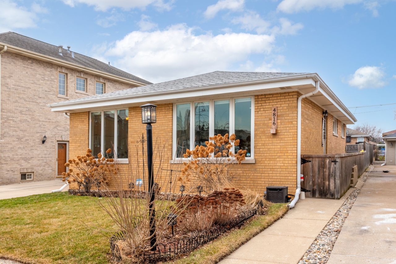 4816 N Nordica Avenue, Chicago, IL 60656 Main Photo