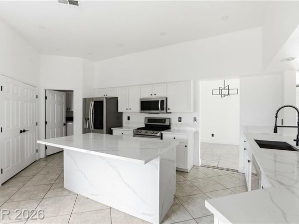 5204 Elm Grove Drive, Las Vegas, NV 89130