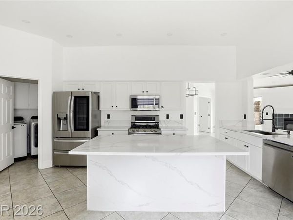 5204 Elm Grove Drive, Las Vegas, NV 89130