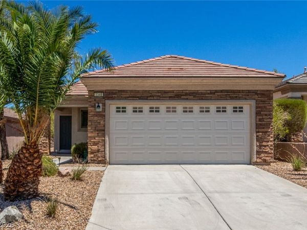 2348 Celestial Moon Street, Henderson, NV 89044