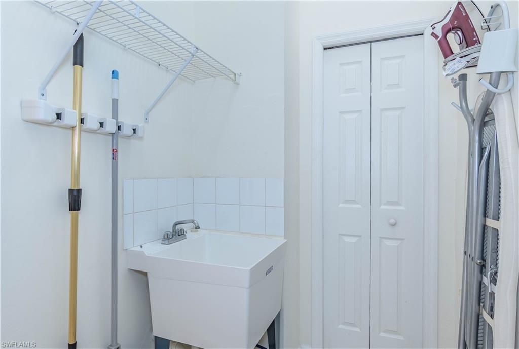 6830 Beach Resort Dr, Unit 12, Naples, FL 34114 Photo