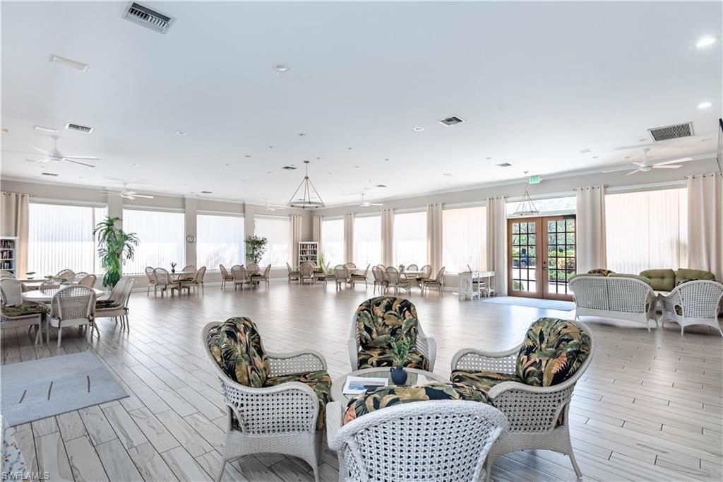 6830 Beach Resort Dr, Unit 12, Naples, FL 34114 Photo