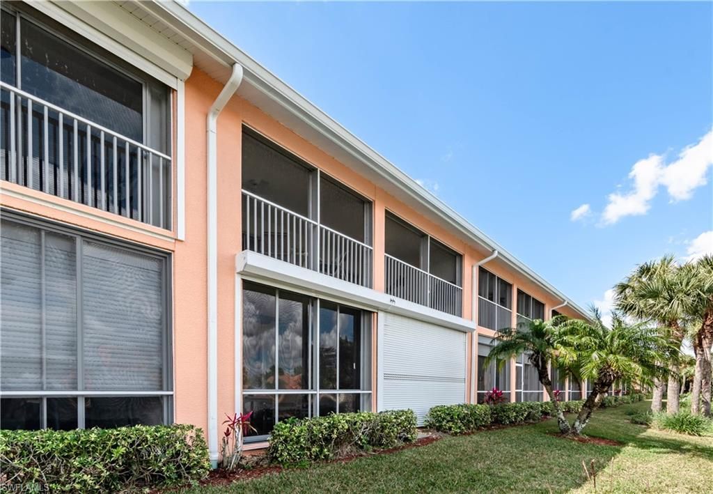 6830 Beach Resort Dr, Unit 12, Naples, FL 34114 Photo