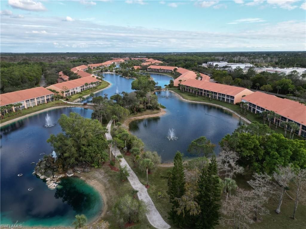 6830 Beach Resort Dr, Unit 12, Naples, FL 34114 Photo