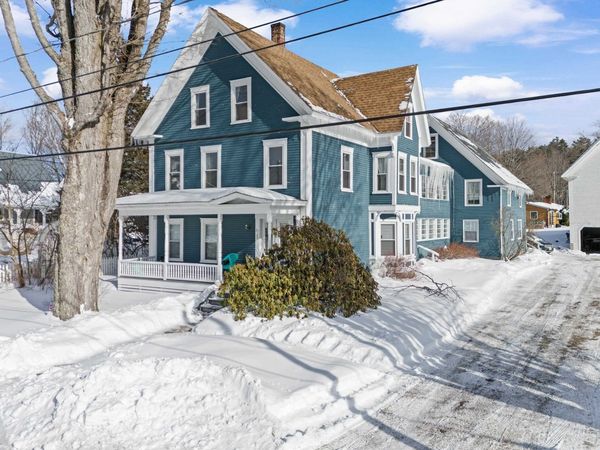 31 High Street, Sunapee, NH 03782
