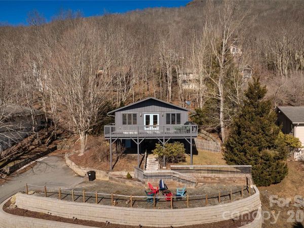 1628 Skyland Drive , Seven Devils, NC 28604