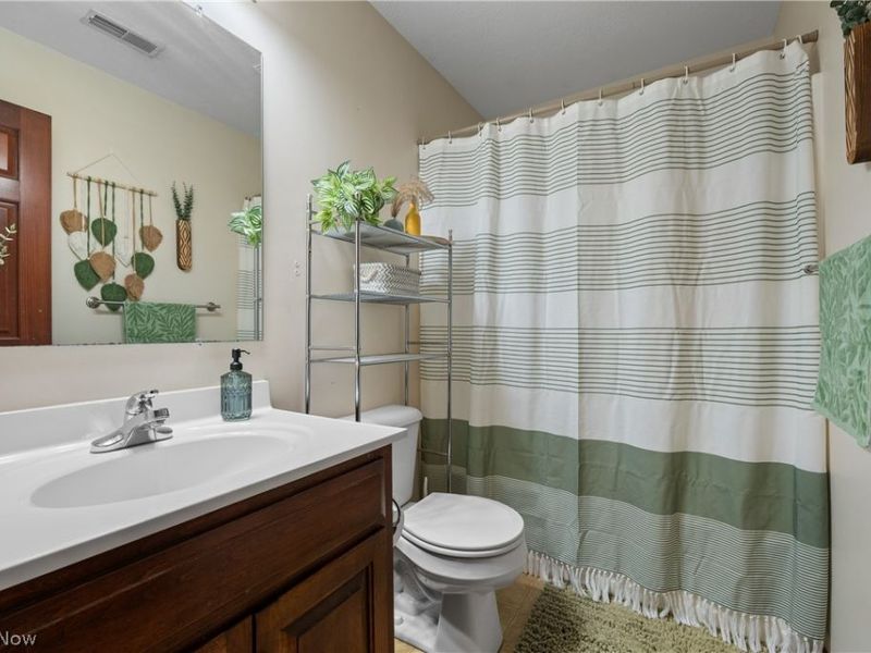 268 Schoenbrunn Drive NE, New Philadelphia, OH 44663 Photo 28