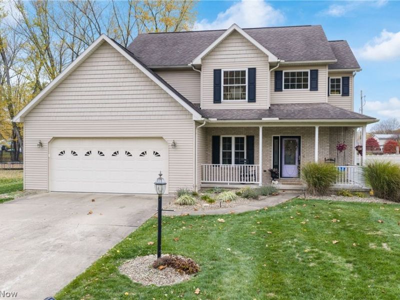 268 Schoenbrunn Drive NE, New Philadelphia, OH 44663 Photo 3