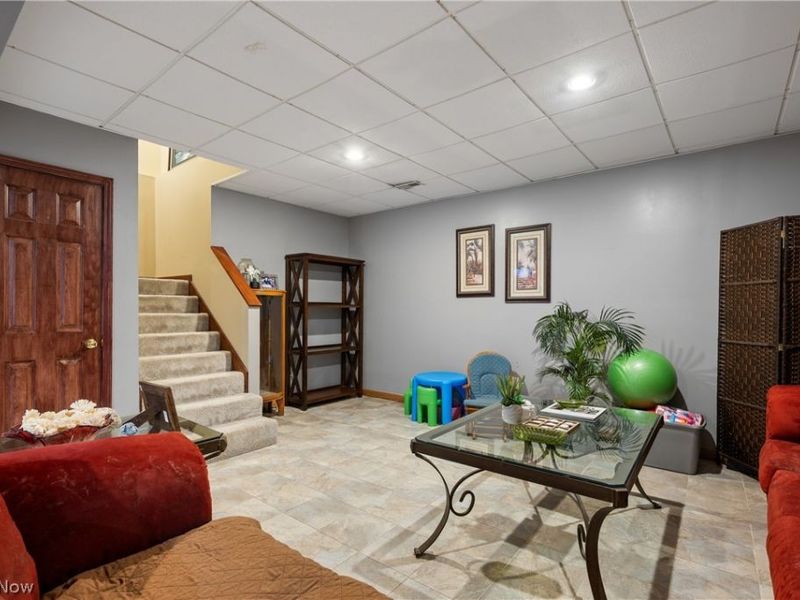 268 Schoenbrunn Drive NE, New Philadelphia, OH 44663 Photo 33