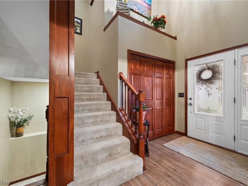 268 Schoenbrunn Drive NE, New Philadelphia, OH 44663 Photo 5