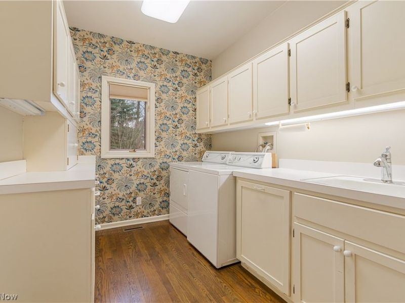 48 La Salle Court SE, Canton, OH 44709 Photo 17