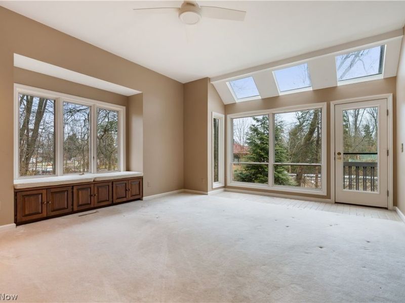 48 La Salle Court SE, Canton, OH 44709 Photo 18