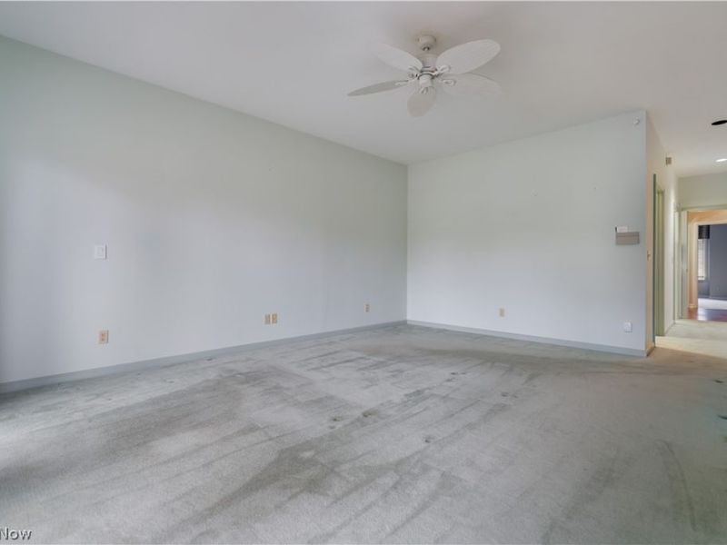 48 La Salle Court SE, Canton, OH 44709 Photo 25