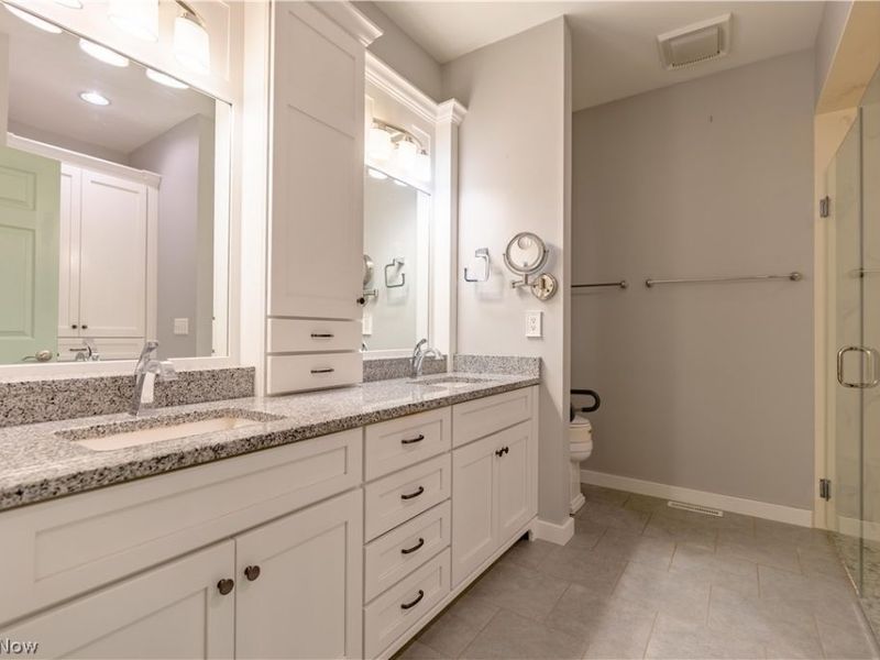 48 La Salle Court SE, Canton, OH 44709 Photo 27