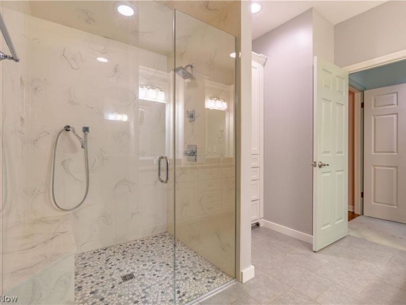 48 La Salle Court SE, Canton, OH 44709 Photo 28