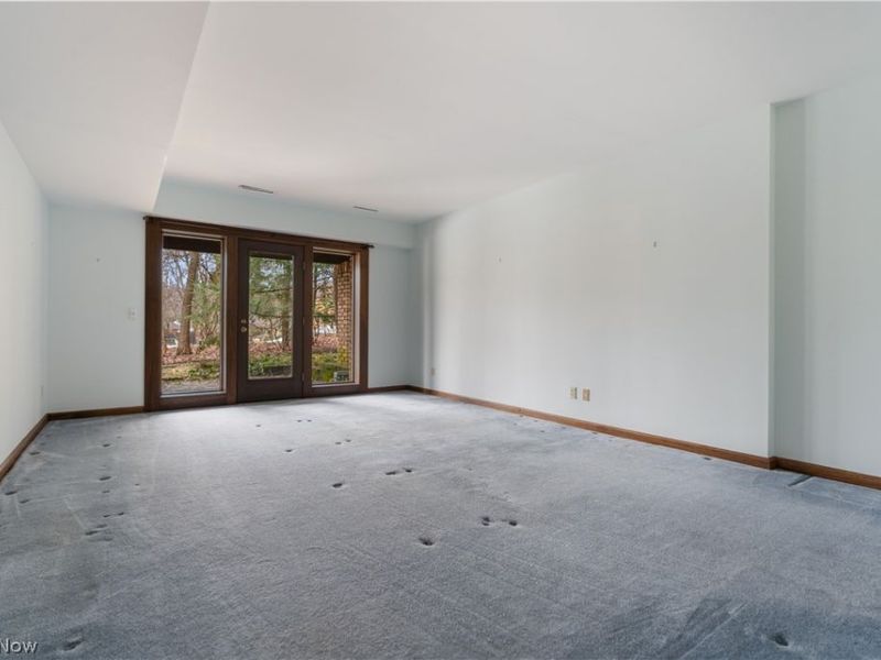 48 La Salle Court SE, Canton, OH 44709 Photo 32