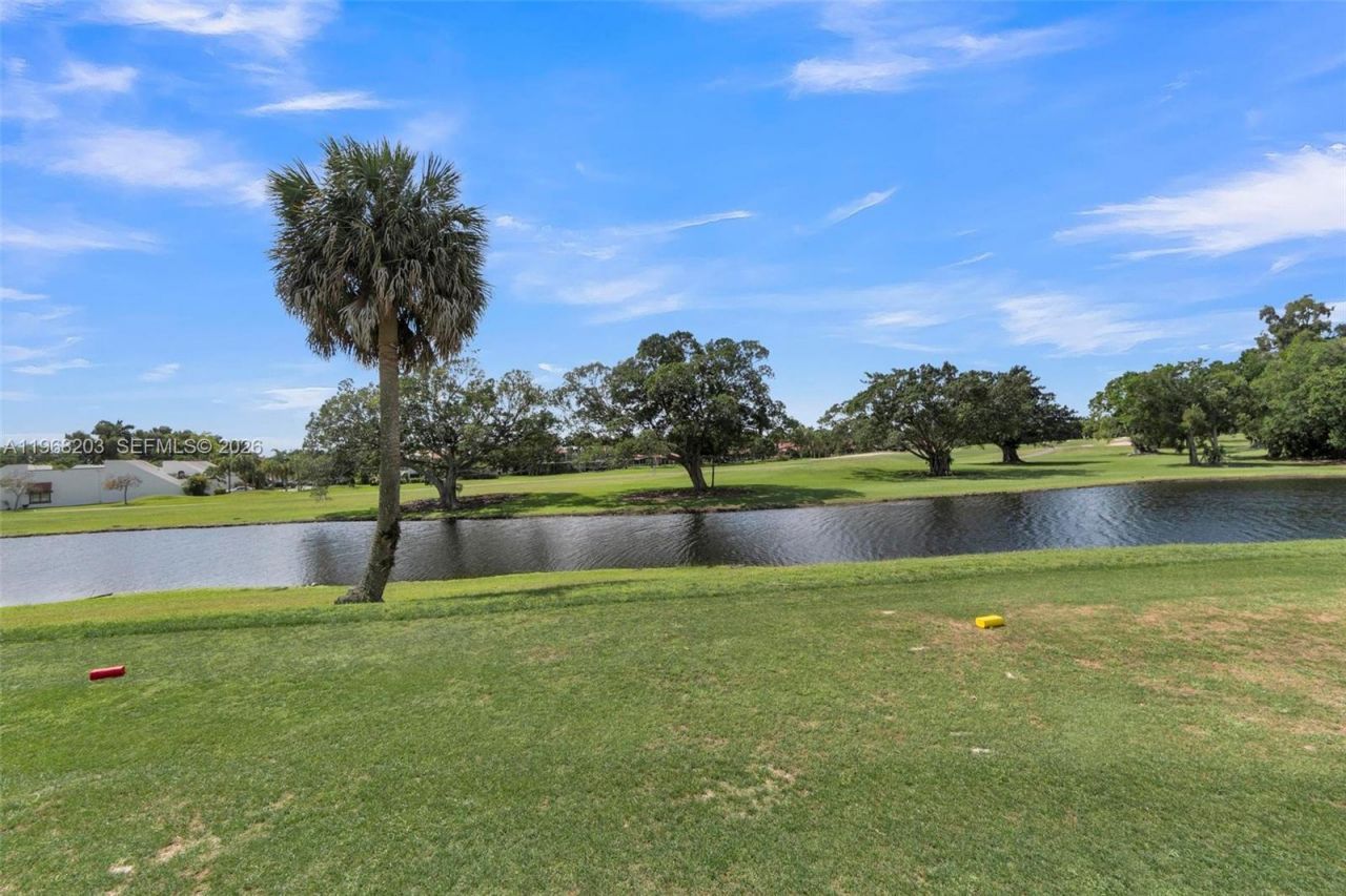 16300 Golf Club Rd, Unit 401, Weston, FL 33326 Photo