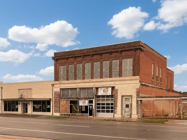 125 S Waco Street, Unit 2, Hillsboro, TX 76645