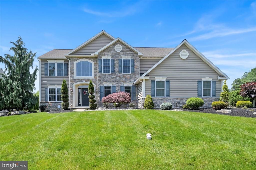 118 Connecticut Avenue, Sinking Spring, PA 19608 Main Photo