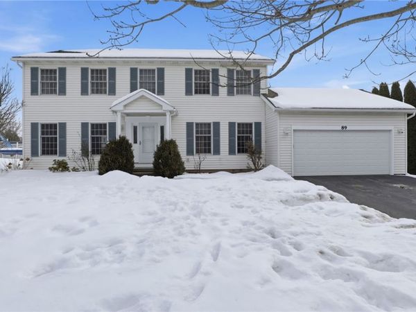 89 Maida Drive, Spencerport, NY 14559
