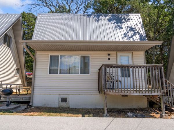 108 Deep Water Circle , Reeds Spring, MO 65737