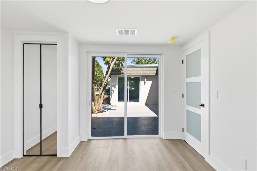 1021 April Ln, North Fort Myers, FL 33903 Photo