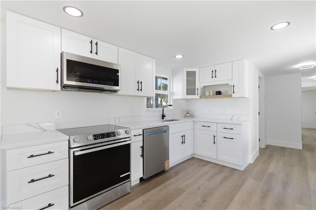 1021 April Ln, North Fort Myers, FL 33903 Photo