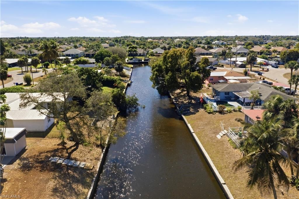 1021 April Ln, North Fort Myers, FL 33903 Photo