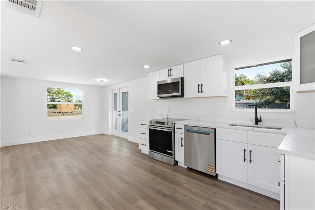 1021 April Ln, North Fort Myers, FL 33903 Photo