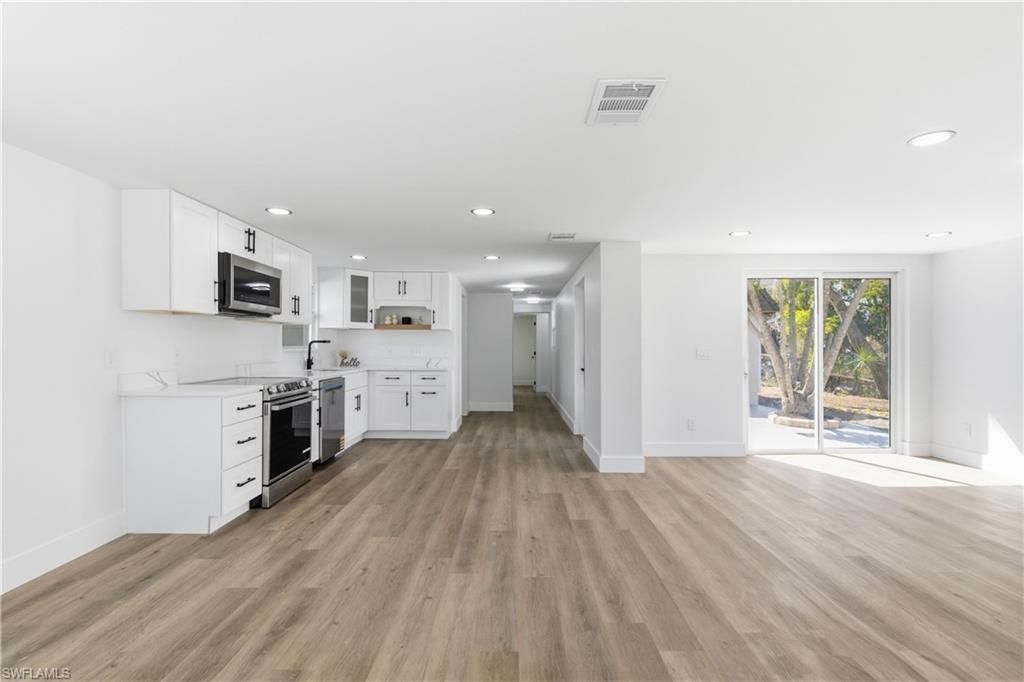 1021 April Ln, North Fort Myers, FL 33903 Photo