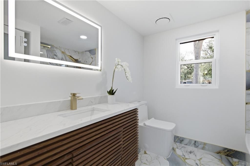 1021 April Ln, North Fort Myers, FL 33903 Photo