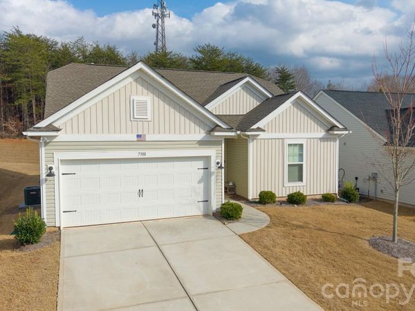 7380 Latham Way, Denver, NC 28037