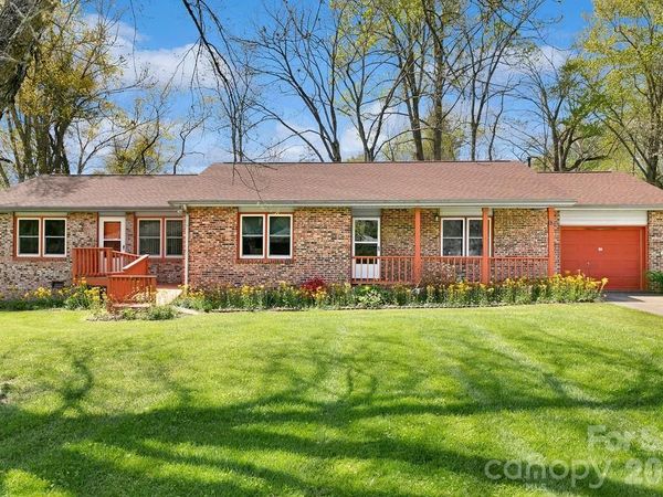 17 Resada Drive, Brevard, NC 28712