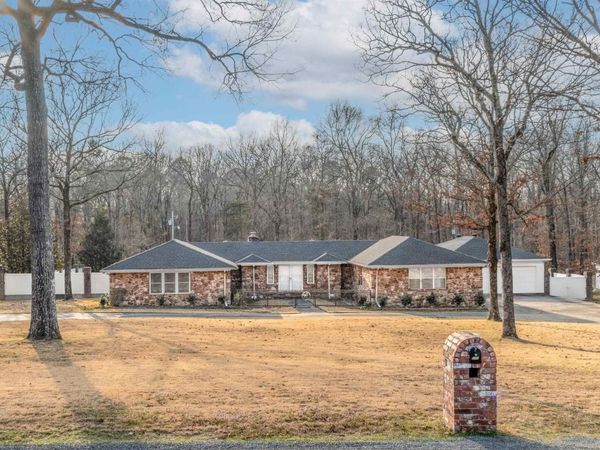 11809 Timber Creek Road, North Little Rock, AR 72118