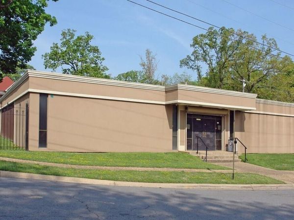 5100 W 12th Street, Little Rock, AR 72204