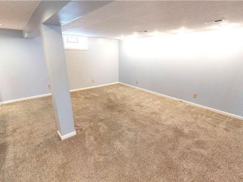 1569 Fruitland Avenue, Cleveland, OH 44124 Photo 17