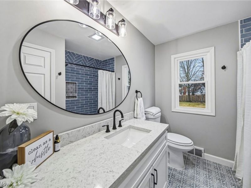 20211 Blackfoot Avenue, Euclid, OH 44117 Photo 12