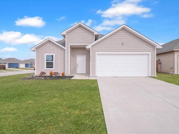 4812 Delano Street, Greenville, TX 75401