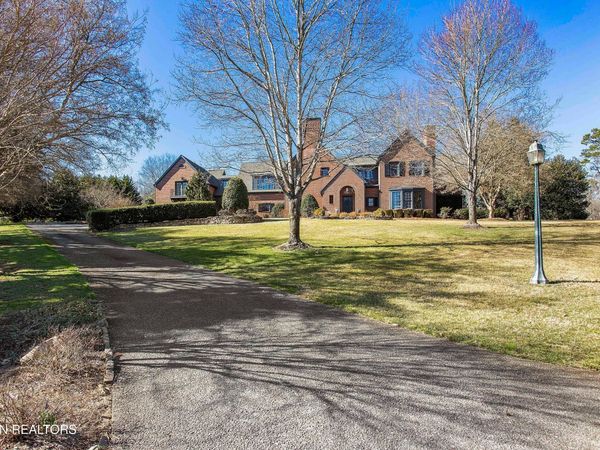 5225 Bent River Blvd, Knoxville, TN 37919