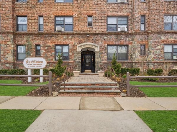 141 Woodmere Blvd , Unit 6J, Woodmere, NY 11598