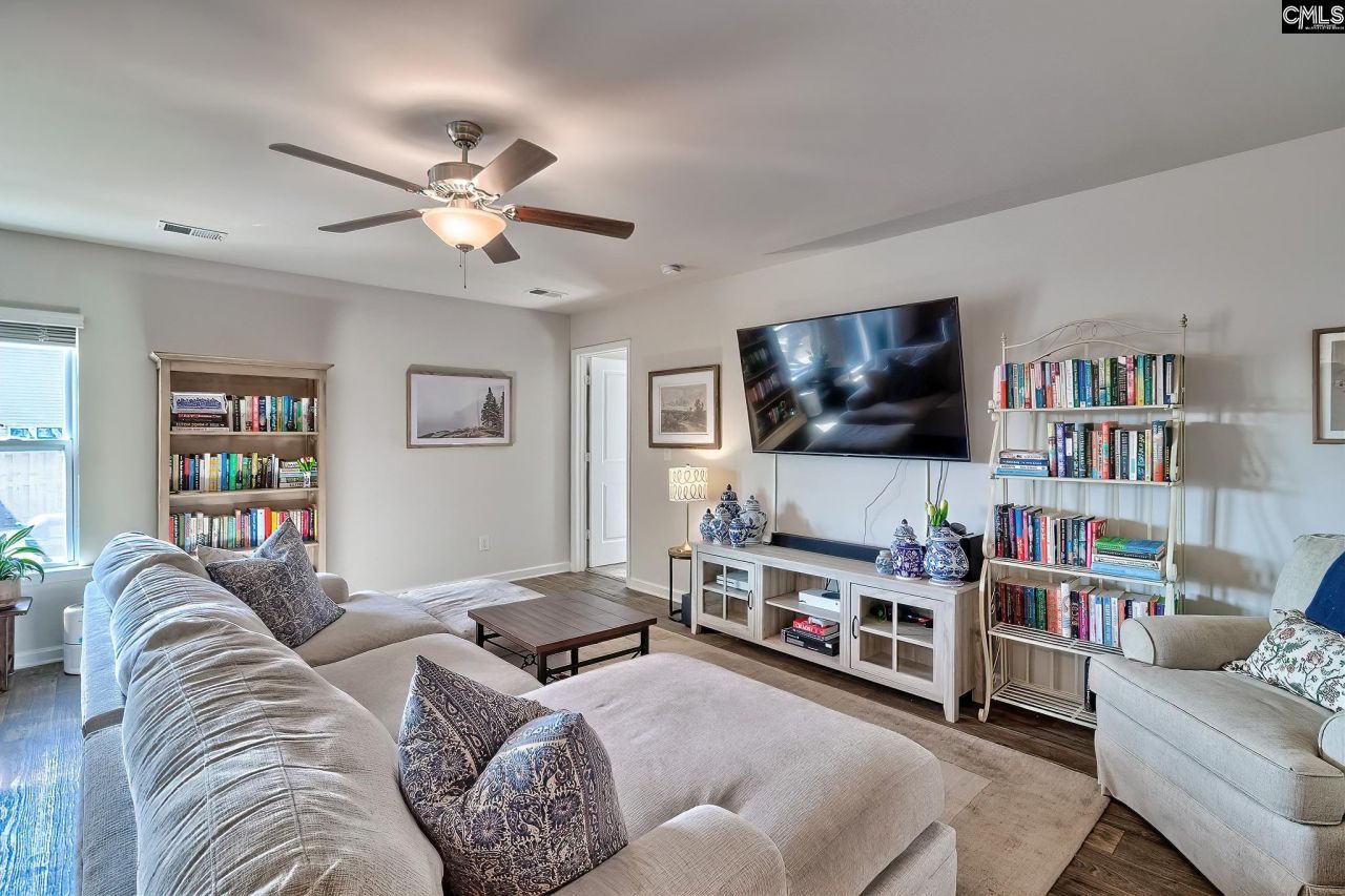 243 Bent Holly Drive  Photo 7