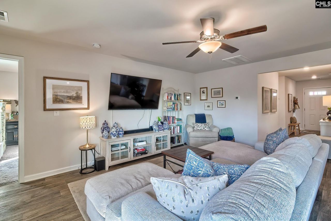 243 Bent Holly Drive  Photo 9