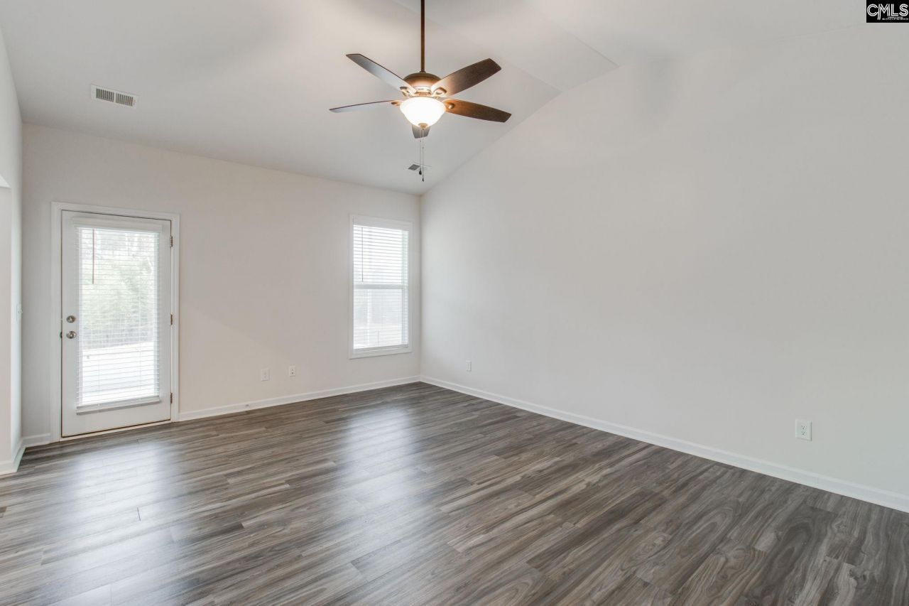 314 Blue Lagoon Lane  Photo 15