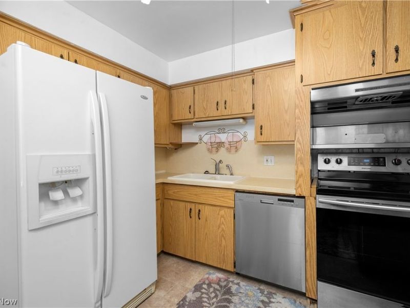 9242 W 130th Street, Strongsville, OH 44136 Photo 11