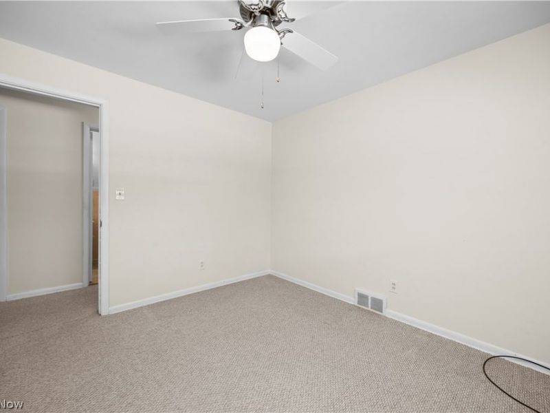 9242 W 130th Street, Strongsville, OH 44136 Photo 18