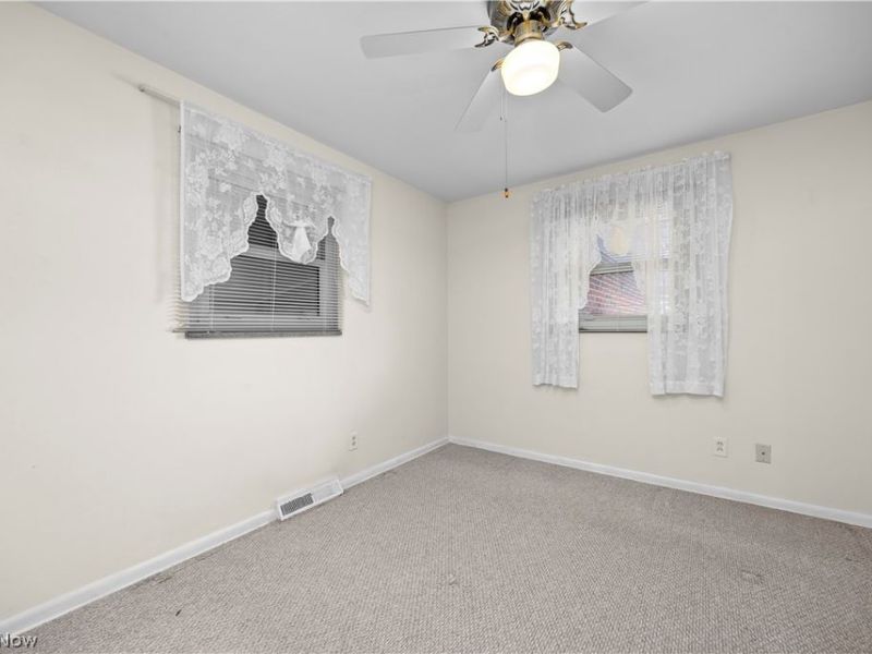 9242 W 130th Street, Strongsville, OH 44136 Photo 24