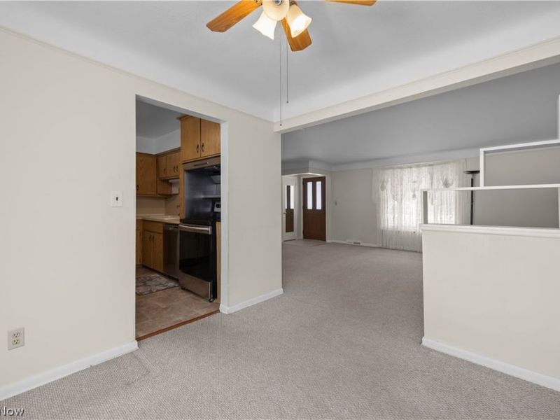 9242 W 130th Street, Strongsville, OH 44136 Photo 6